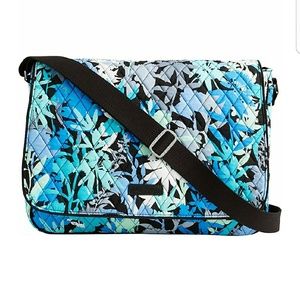Vera Bradley messenger bag
